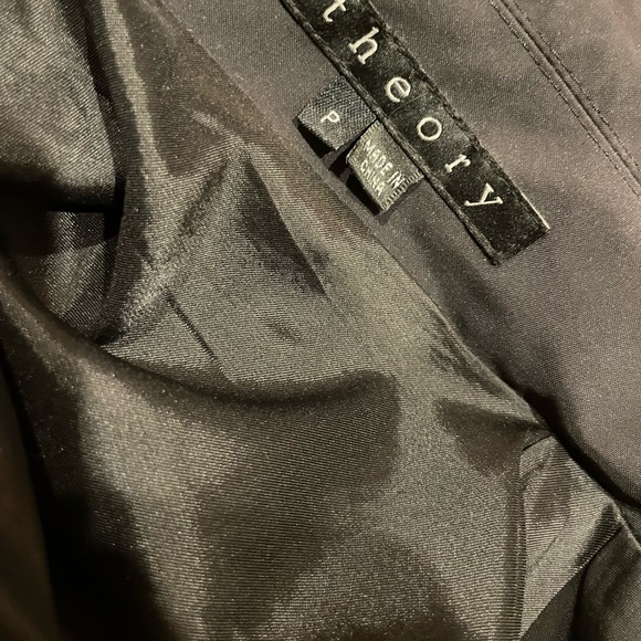 Theory Women’s Trench Coat/Rain Jacket Size P or Small - Picture 4 of 5